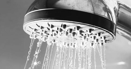 В Харькове появился загадочный душ (ФОТО)