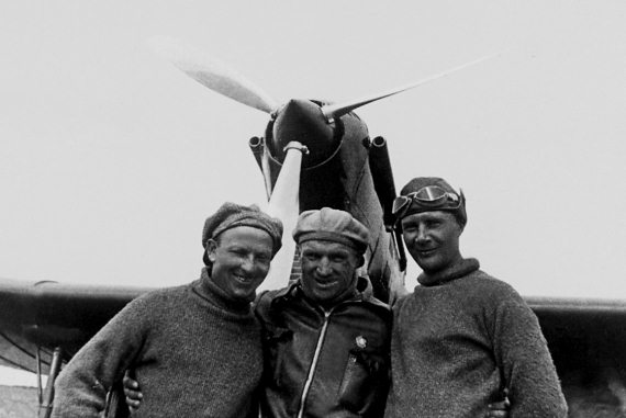 i_015.jpg